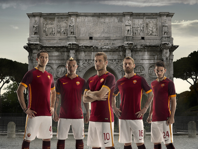 Roma - Uniformes da temporada 2015/16