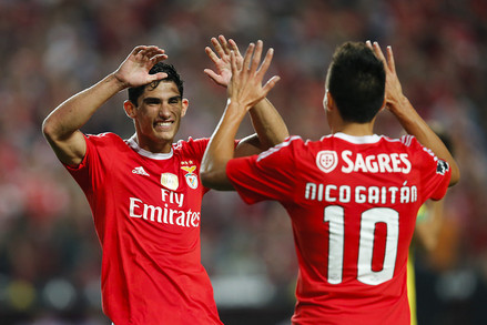Benfica v Paos Ferreira Liga NOS J6 2015/16