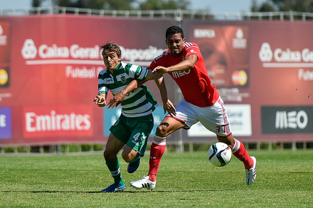 Benfica B v Sporting B Segunda Liga J44 2014/15