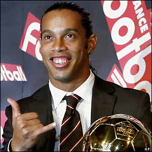 21416_med_ronaldinho.jpg