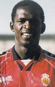 Mike Obiku (NGA)