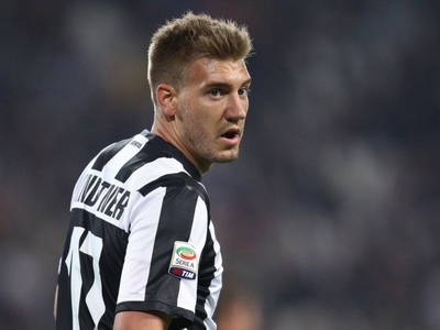 Nicklas Bendtner (DEN)
