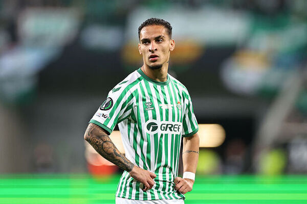 Chelsea dominiert Real Betis und sichert sich den Europa Conference League Titel