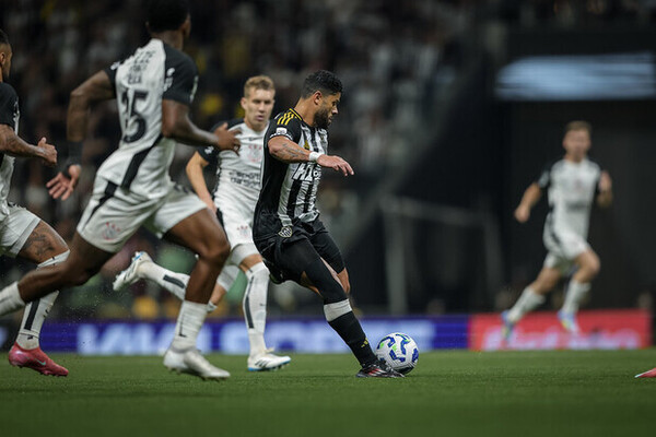 Spannung pur: Atltico Mineiro gegen Corinthians endet unentschieden