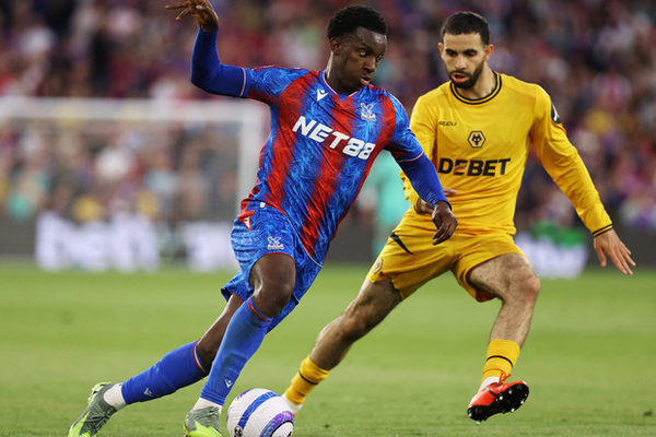 Crystal Palace dominiert Wolverhampton: Highlights des Premier League Spiels