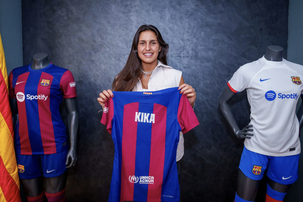 Kika fr den ersten Vorsaison-Test von Barcelona nominiert