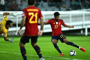 Zypern stolpert ber eine Niederlage gegen Spanien
