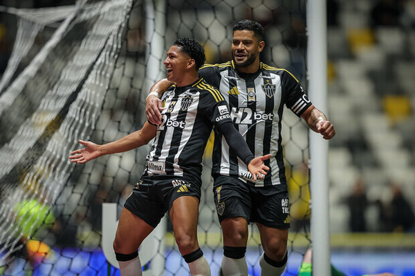 Internacional unterliegt Atltico Mineiro im spannenden Brasilianischen Meisterschaftsspiel