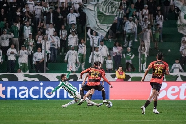 Juventude dominiert gegen Sport in der Brasilianischen Meisterschaft
