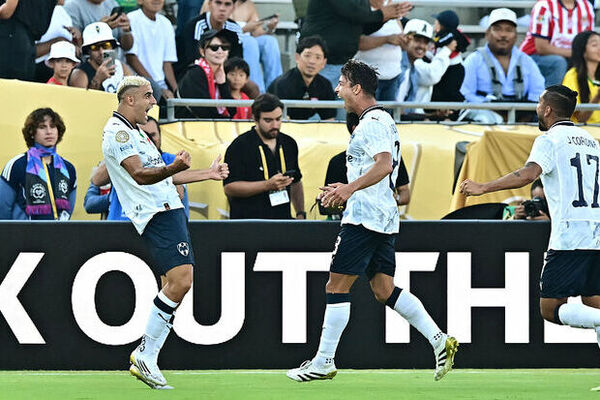 Urawa Reds erleiden deutliche Niederlage gegen Monterrey in der FIFA-Klub-WM