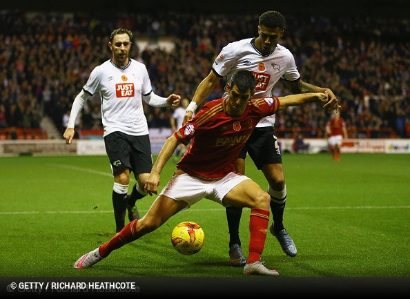 nelson oliveira ,jogador,cyrus christie,nottingham forest,equipa,derby county